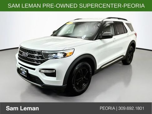 Used 2021 Ford Explorer XLT w/ Equipment Group 202A AWD/4WD image 3
