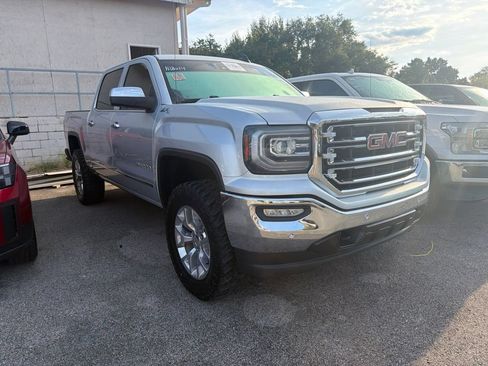 Used 2018 GMC Sierra 1500 SLT AWD/4WD image 1