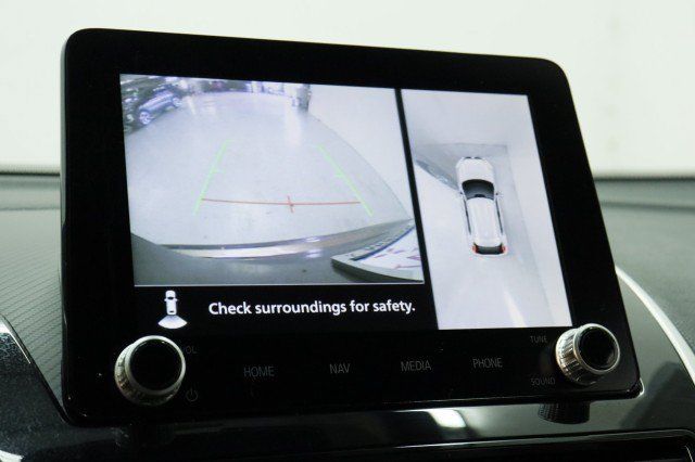 Used 2024 Mitsubishi Eclipse Cross SEL AWD/4WD image 17