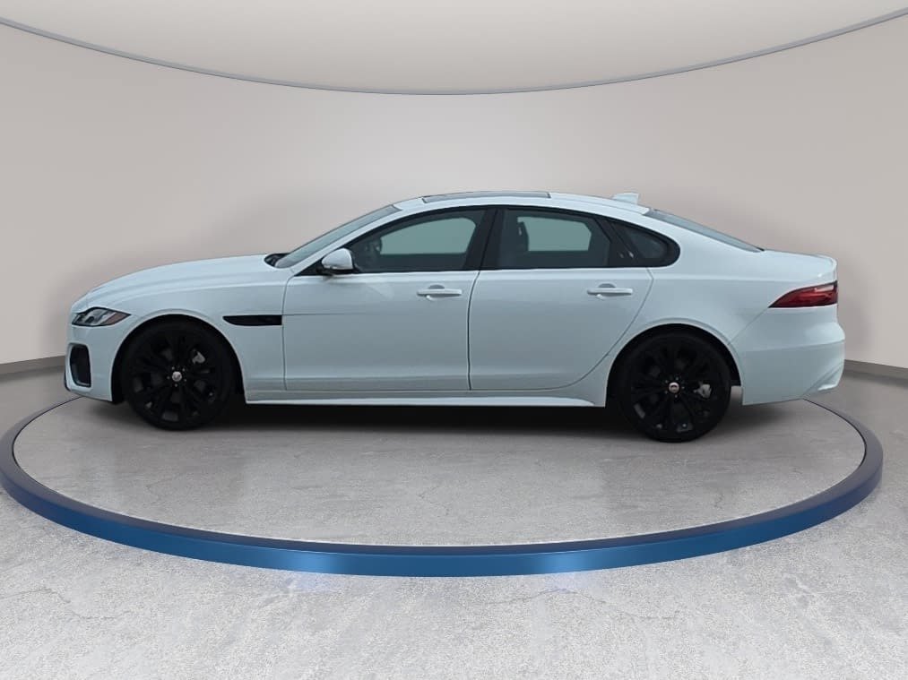 Used 2023 Jaguar XF R-Dynamic SE AWD/4WD image 8