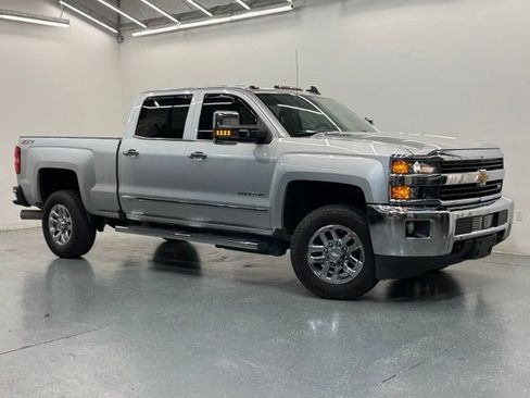 Used 2016 Chevrolet Silverado 2500 LTZ w/ Duramax Plus Package AWD/4WD image 2