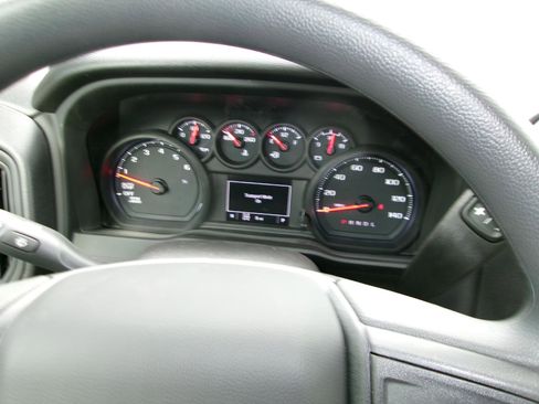 New 2026 Chevrolet Silverado 1500 Custom Trail Boss w/ Dark Appearance Package AWD/4WD image 17
