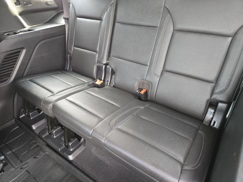 Used 2021 Chevrolet Tahoe Z71 AWD/4WD image 35