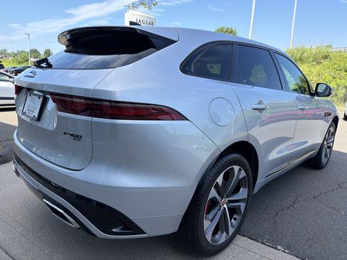 Used 2023 Jaguar F-PACE R-Dynamic S AWD/4WD image 4