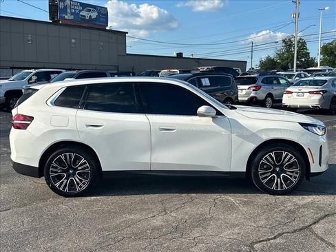 Used 2025 BMW X3 xDrive30i w/ Convenience Package AWD/4WD image 12
