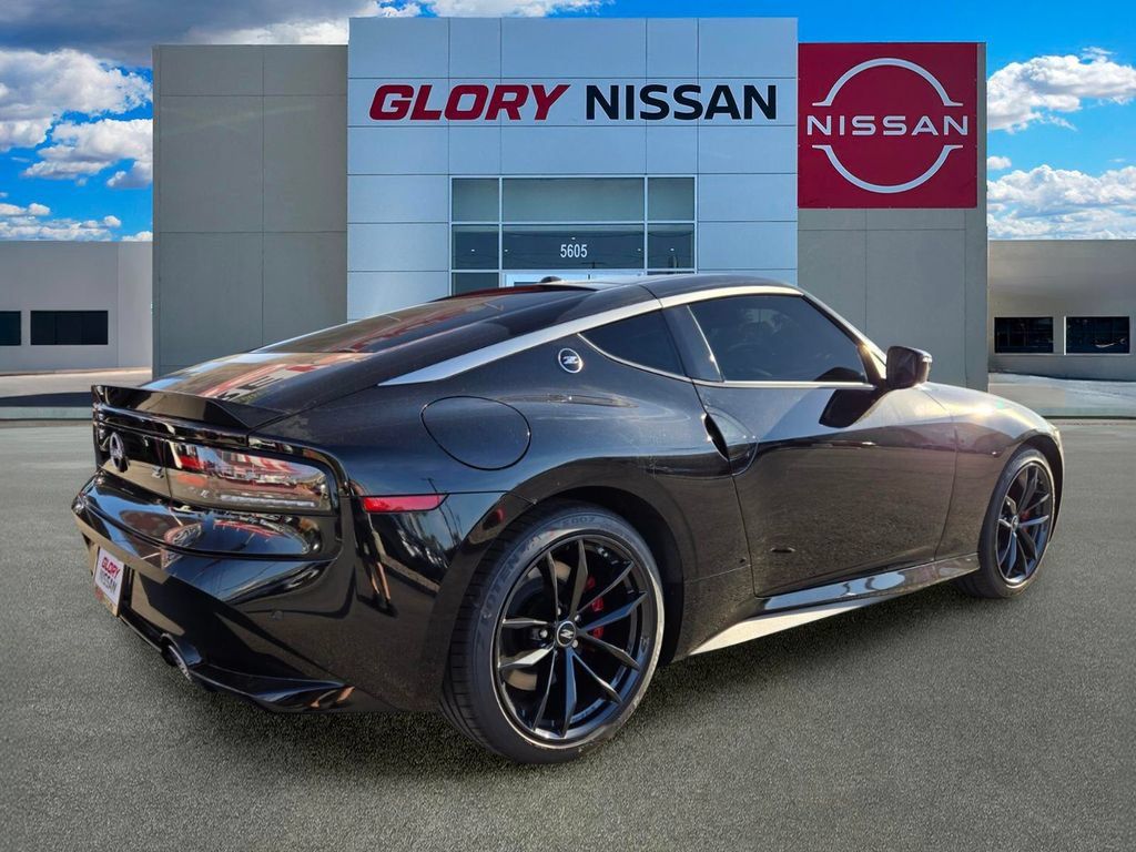 New 2026 Nissan Z Performance w/ Floor Mat Package RWD image 4