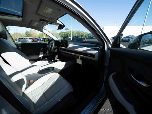 New 2026 Honda HR-V EX-L image 26