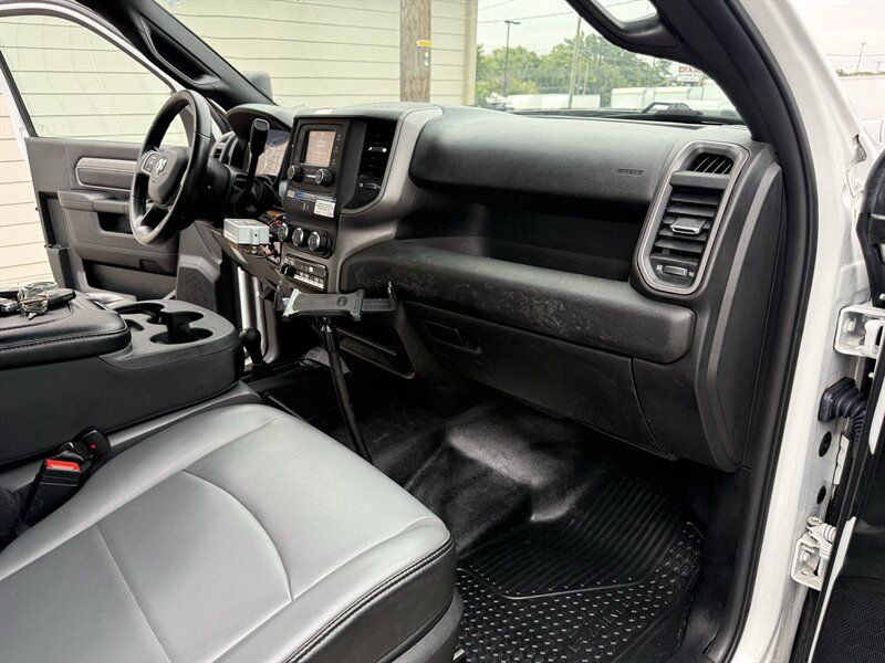 Used 2022 RAM 5500 Tradesman AWD/4WD image 23