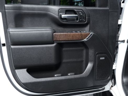 Used 2020 GMC Sierra 3500 Denali w/ Denali Ultimate Package image 16