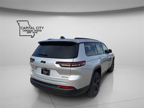 New 2025 Jeep Grand Cherokee L Limited image 8