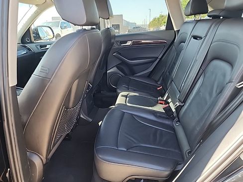 Used 2016 Audi Q5 2.0T Premium Plus w/ Technology Package AWD/4WD image 9