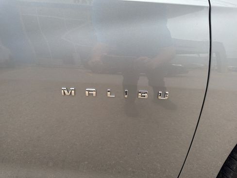 Certified 2024 Chevrolet Malibu LT FWD image 11