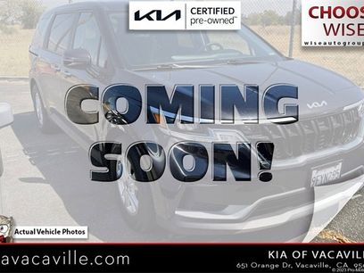 Used 2022 Kia Carnival LX