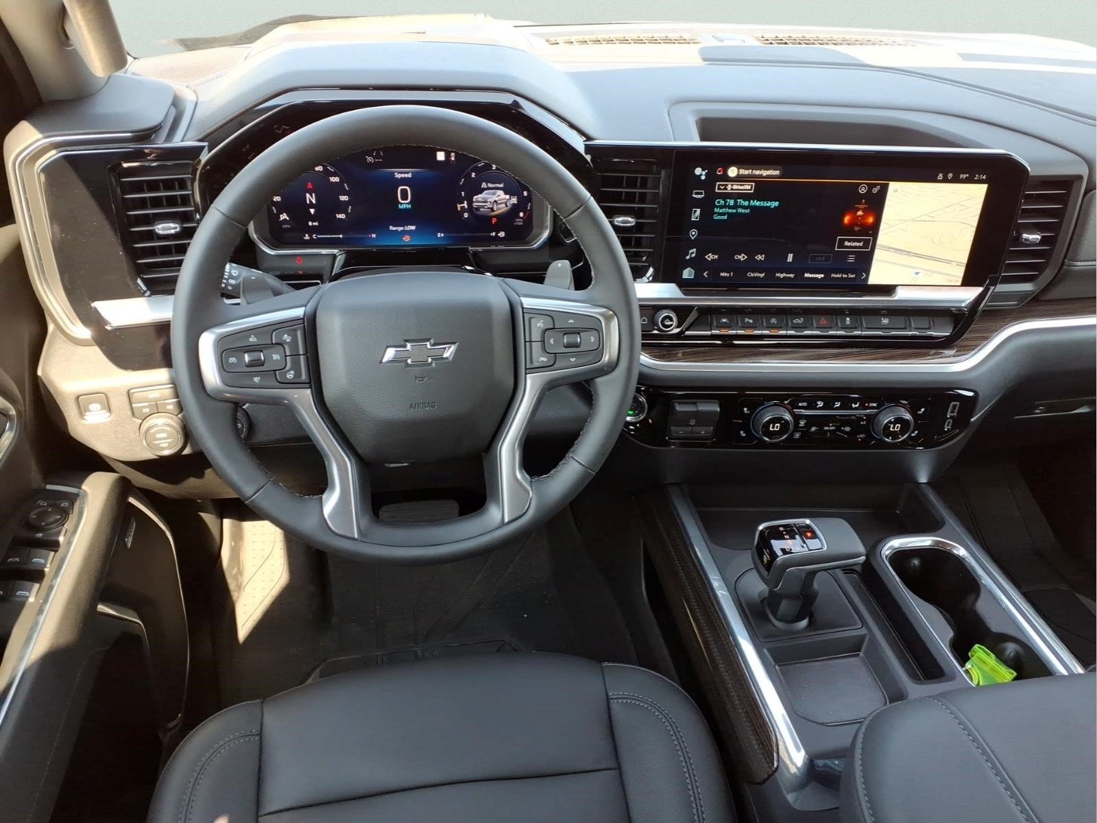 Used 2026 Chevrolet Silverado 1500 RST w/ Redline Edition AWD/4WD image 9