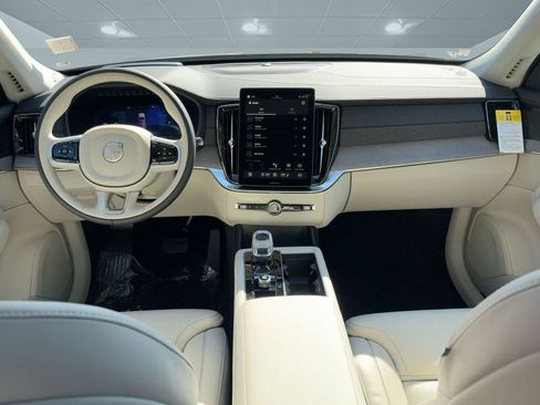 New 2026 Volvo XC90 B6 Ultra image 17