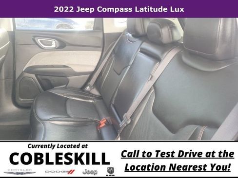 Used 2022 Jeep Compass Latitude AWD/4WD image 9