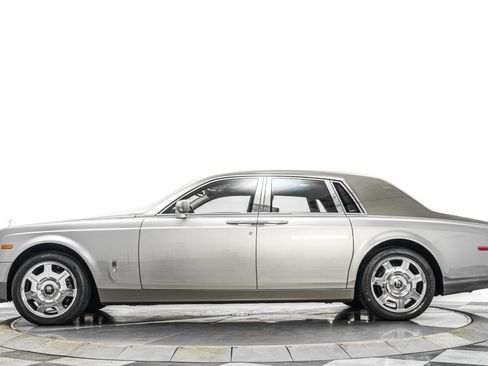 Used 2007 Rolls-Royce Phantom Sedan RWD image 6