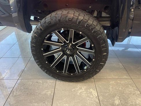 Used 2018 GMC Sierra 1500 Denali w/ Denali Ultimate Package AWD/4WD image 9