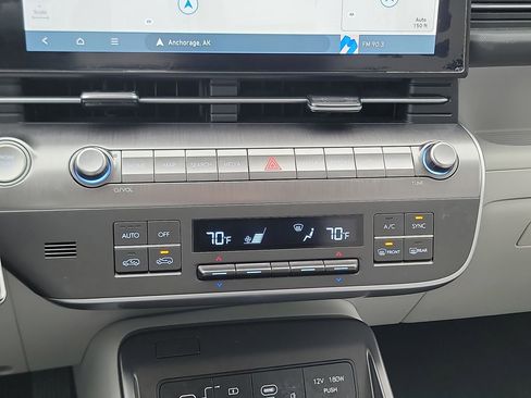 Certified 2024 Hyundai Kona Limited image 19