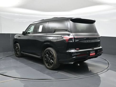 Used 2026 INFINITI QX80 4WD w/ Sport Exterior Package image 11