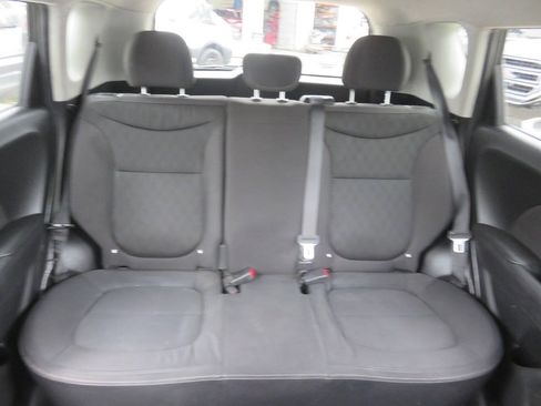 Used 2015 Kia Soul FWD image 18