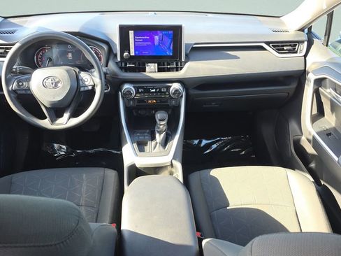 Used 2024 Toyota RAV4 XLE FWD image 11