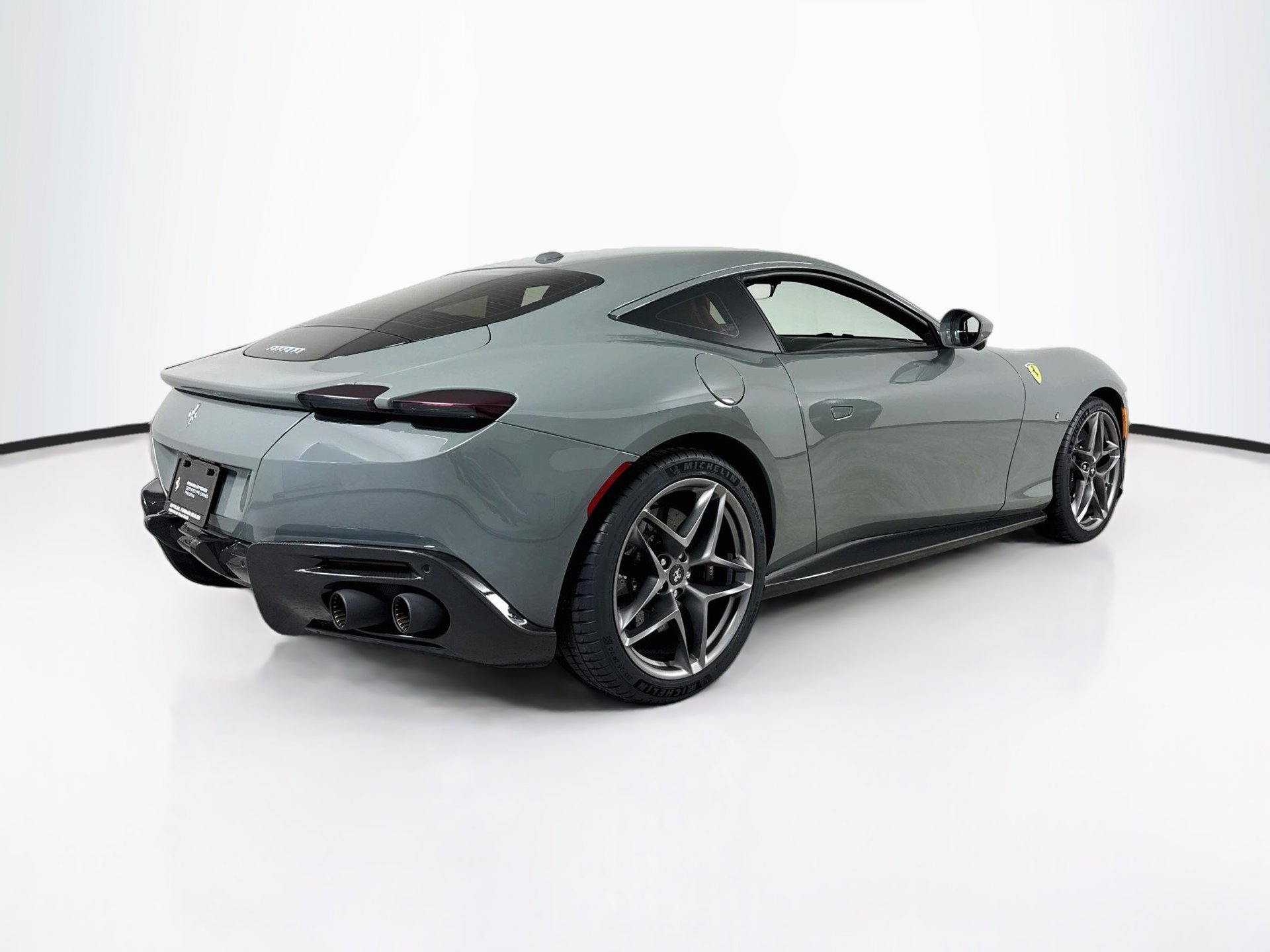 Certified 2021 Ferrari Roma RWD image 7