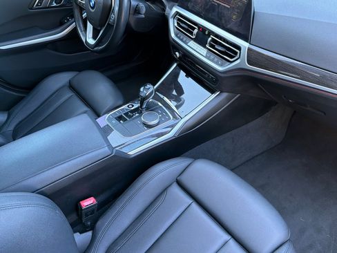 Used 2019 BMW 330i Sedan w/ Convenience Package RWD image 19