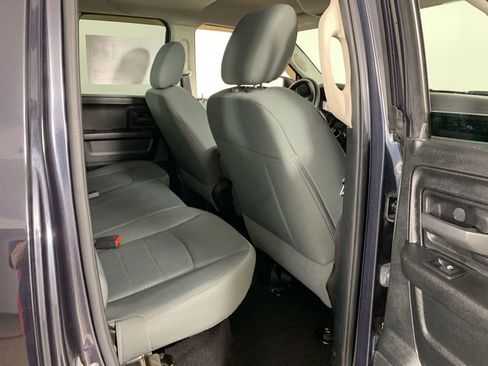 Used 2014 RAM 1500 Express image 31
