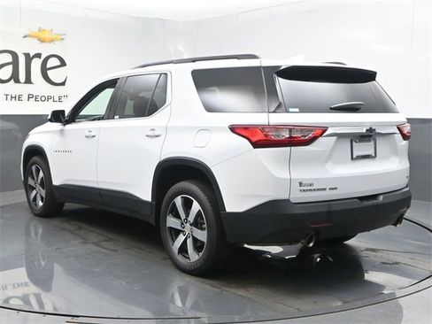 Used 2020 Chevrolet Traverse LT w/ LT Premium Package image 42