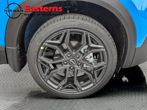 New 2026 Nissan Kicks SR w/ SR Premium Package FWD image 27