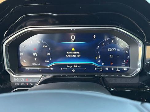 Used 2024 Chevrolet Silverado 1500 RST w/ Convenience Package II RWD image 27