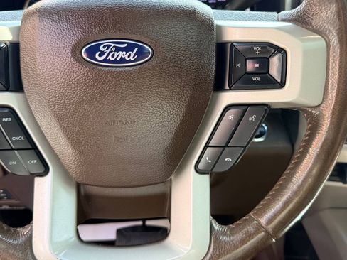 Used 2018 Ford F250 King Ranch w/ King Ranch Ultimate Package AWD/4WD image 25