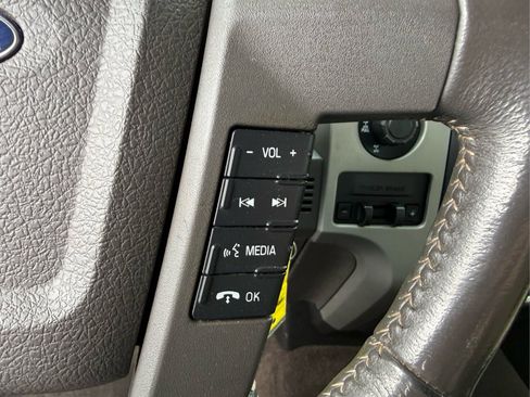 Used 2012 Ford F150 XLT w/ XLT Chrome Pkg AWD/4WD image 32