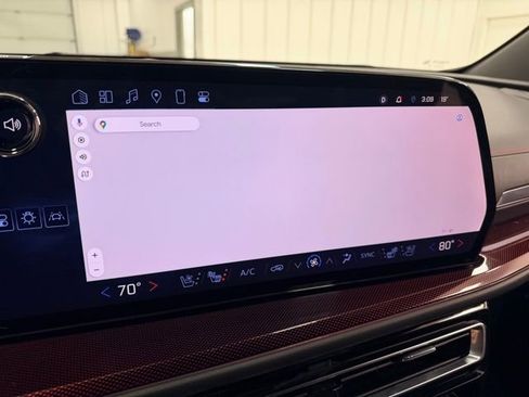 Certified 2024 Chevrolet Traverse RS image 15