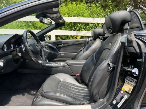 Used 2011 Mercedes-Benz SL 63 AMG image 38