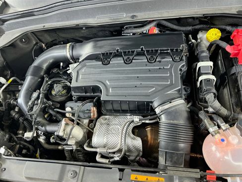 Used 2021 Jeep Renegade Limited image 30