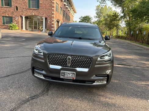 Used 2020 Lincoln Aviator Reserve w/ Equipment Group 202A AWD/4WD image 11