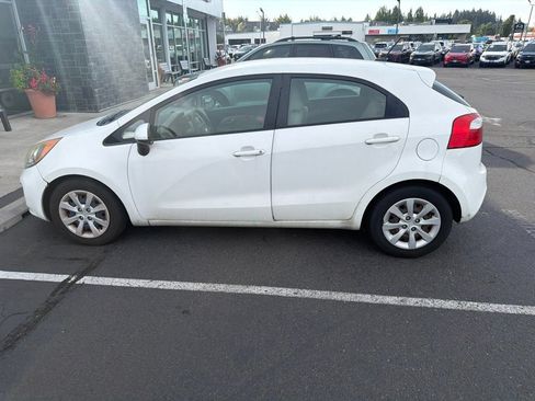 Used 2013 Kia Rio LX w/ PWR Pkg FWD image 6