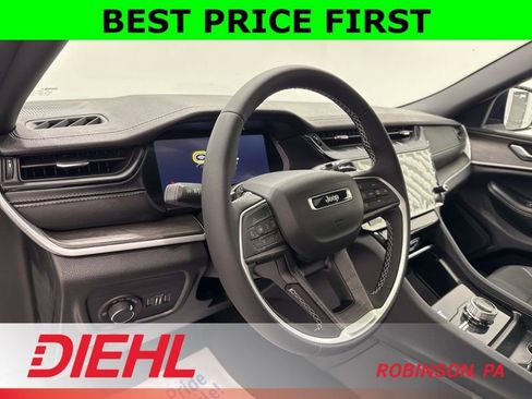 New 2026 Jeep Grand Cherokee Altitude AWD/4WD image 21