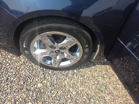 Used 2010 Chevrolet Malibu LT FWD image 23