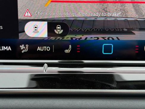 New 2026 Volkswagen Tiguan SE AWD/4WD image 14