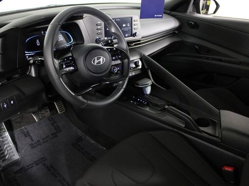 Certified 2026 Hyundai Elantra Sport w/ Cargo Package FWD image 19