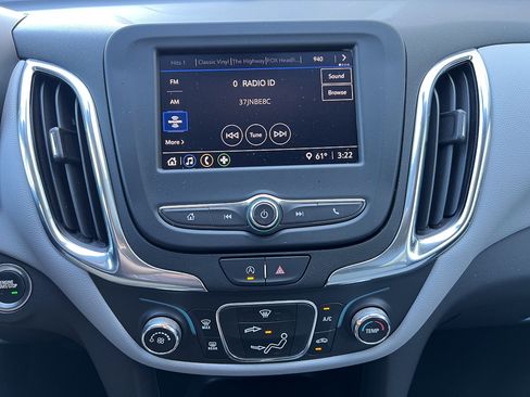 Used 2023 Chevrolet Equinox LS w/ LS Convenience Package FWD image 20