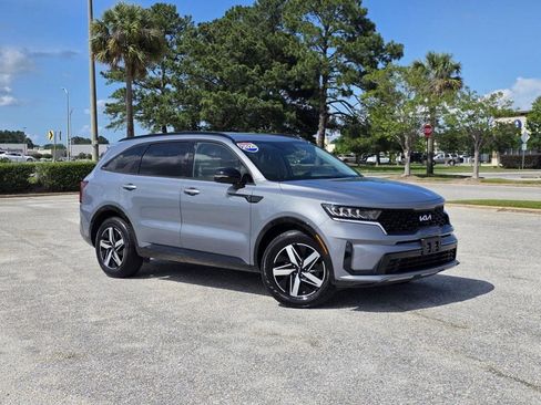 Used 2023 Kia Sorento S FWD image 1