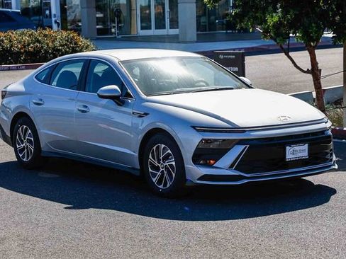 New 2026 Hyundai Sonata Blue image 6
