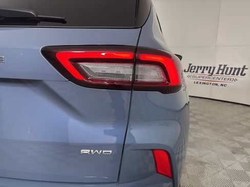 Used 2024 Ford Escape ST-Line w/ Tech Pack #1 AWD/4WD image 34