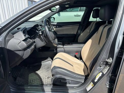 Used 2017 Honda Civic Sport Touring image 2