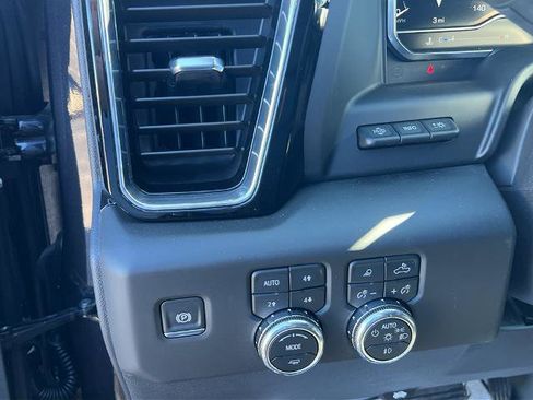 New 2025 GMC Sierra 1500 Denali w/ Technology Package image 16