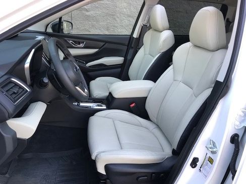 Used 2025 Subaru Ascent Limited w/ Popular Package #2 image 6